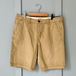 NWT HOLLISTER  | 34 | MEN Cargo So Cal Classic Fit at The Knee